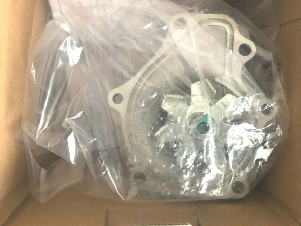 Bomba de agua Napa 41085 Tru-Flow para Ford Expedition 10-14, F-150 2010 Foto 3 de 3