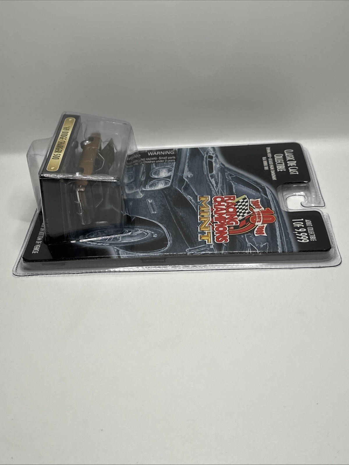 Racing Champions Mint 1969 Dodge Charger 500 Issue #236 NEW + FAST SHIPPING