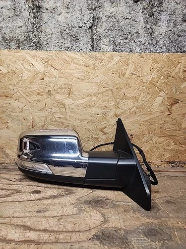 2017-2022 Dodge Ram 1500 Right Side Mirror Used Oem 68276506AC 