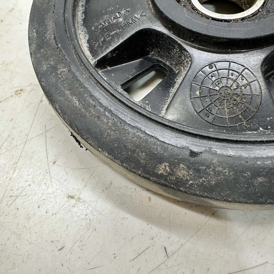 Комплект колес Deep Black, 147 мм — 2016 Skidoo Tundra LT 550 - Изображение 3 из 4