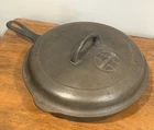 Vintage Griswold #8 704 Small Logo Cast Iron Skillet With Lid 1098B (EY)