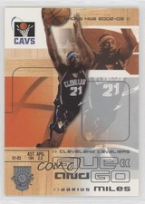 2002-03 Fleer Hot Shots Give and Go Darius Miles Ricky Davis #104 0q3