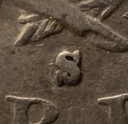 1877-S /Horiz S, FS-501 ~ Seated Liberty Quarter ~ XF ~ Sharp Variety Indicator!