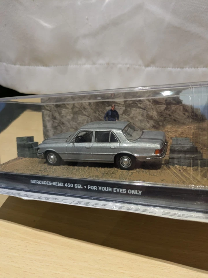 Fabbri 1:43 Mercedes-Benz 450 SEL #120 James Bond Car Model For Your Eyes Only - Image 3 of 4