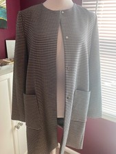 NWT Mango women s b/w houndstooth snap front jacket Size S US . Collarless