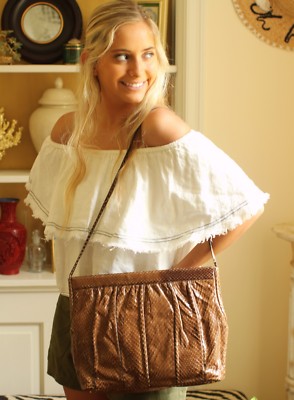 JUDITH LEIBER RICH NATURAL TAN CAMEL SNAKESKIN LEATHER SHOULDER BAG HOBO 