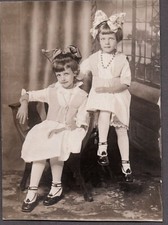 VINTAGE RPPC 1920'S LITTLE GIRLS HAIR/BOW/DRESS/SHOES FASHION OLD PHOTO POSTCARD