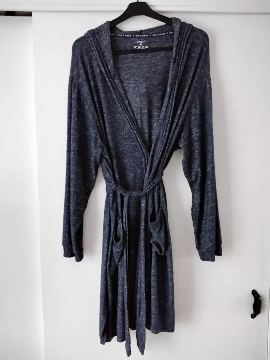 Robe primark store