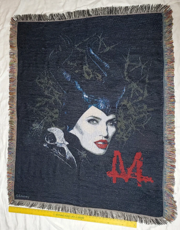 Manta de tapiz tejida Maléfica villanos de Disney 48”X60” Angelina Jolie Foto 2 de 4