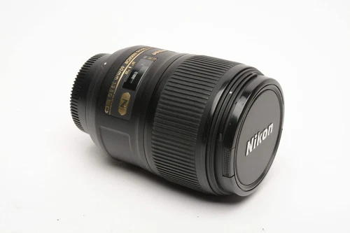 Nikon AF-S Nikkor 60mm f2.8G ED N Micro lens, Mint-, USA, Sharp!
