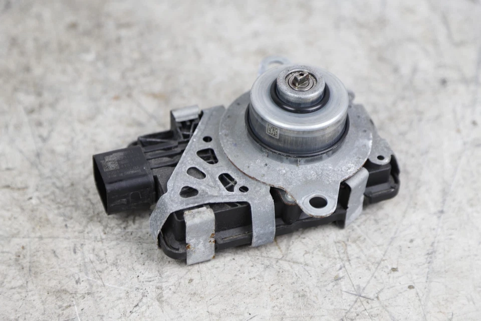 BMW 530i 540i G30 XDRIVE 2017-2020 módulo de caja de transferencia de transmisión de 2,0 L OEM Foto 3 de 4