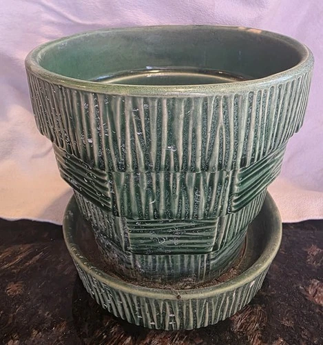 Vintage McCoy USA GREEN Basket Weave Flower Pot Planter Saucer MCM JARDINIERE