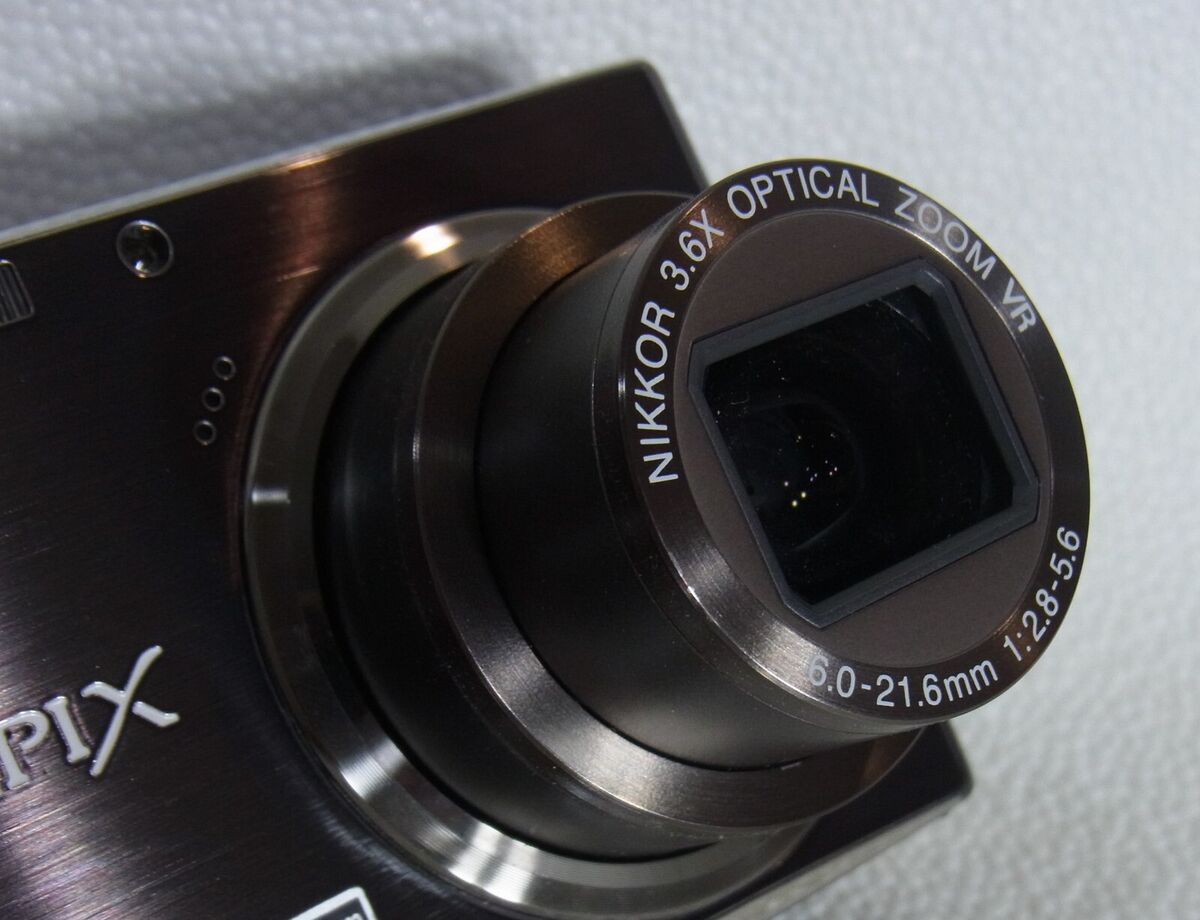Nikon COOLPIX S710,14.5MP,3.6x,3.0in,Urban black,Excellent Nikon COOLPIX S710,14.5MP,3.6x,3.0in,Urban black,Excellent