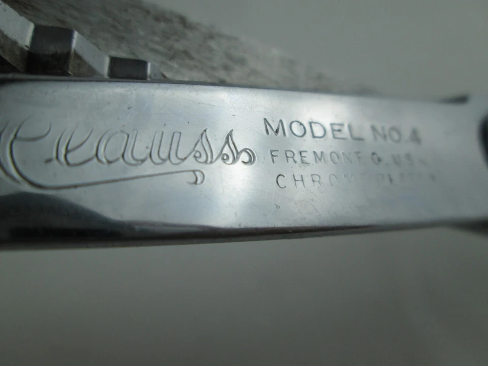 Vintage Clauss Cutlery Model No 4 Pinking Shears Classic Made in USA - Image 2 of 4