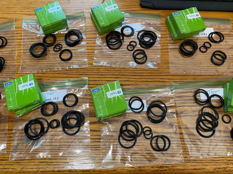 Kit de reconstrucción de cilindro cargador tractor de jardín Johnson 14(2"), 27, Kubota B219, Deere 20 Foto 4 de 4