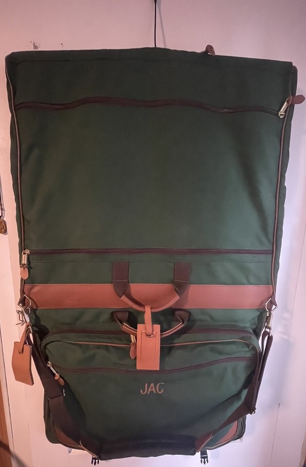 VINTAGE L L BEAN GREEN CANVAS & LEATHER LARGE GARMENT LUGGAGE BAG