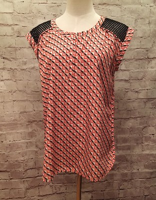 daniel rainn levana crochet detail top