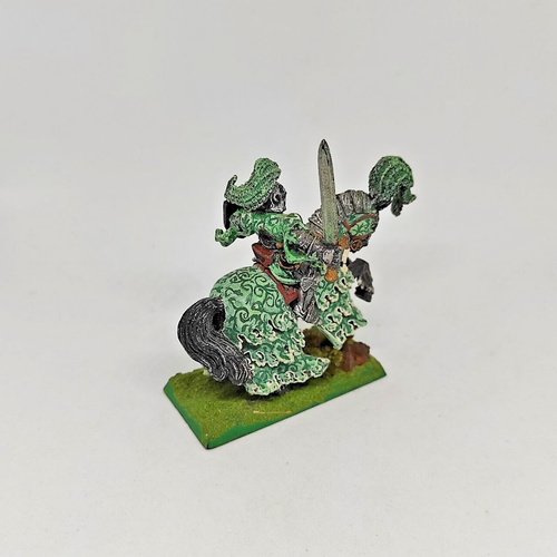 Miniatura vintage in metallo Warhammer fantasy Bretonnia il cavaliere verde - Foto 2 di 4