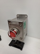 ALLEN BRADLEY 800 R-1HZ4 Stainless Housing  Push Pull Switch