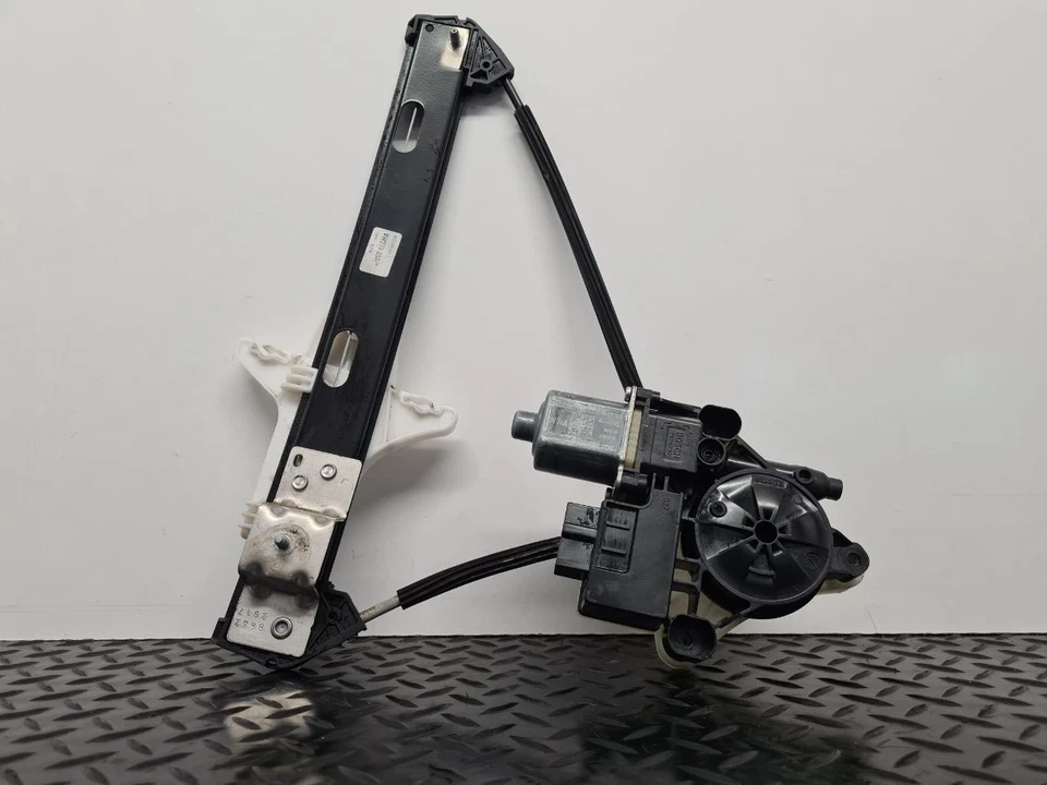 VW Polo 1.2 TSi MK6 AW 5Dr Hatch Window Regulator Rear Left Side - Image 4 of 4