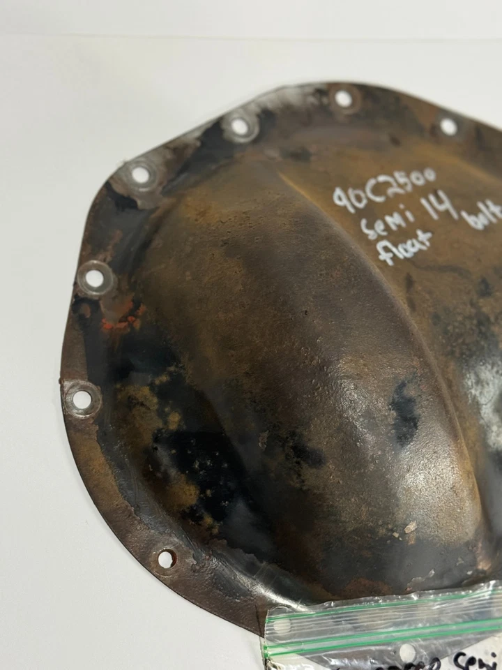 1990 GMC / CHEVY C / K 2500 3500 REAR AXLE DIFF COVER & BOLTS 14 BOLT RA - Image 3 of 4