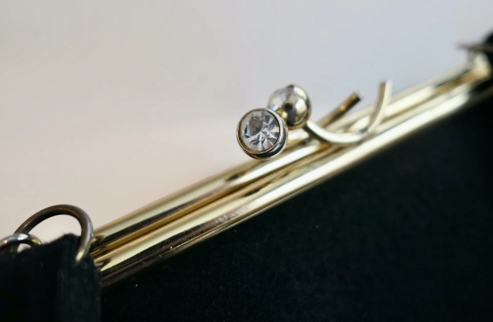 Винтажная шерстяная сумочка 50-х деко со стразами замок для поцелуя - Изображение 2 из 4