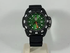 Luminox Series 1550 Undersea Voyager Project Sea Wolves -300M - Fully Functional