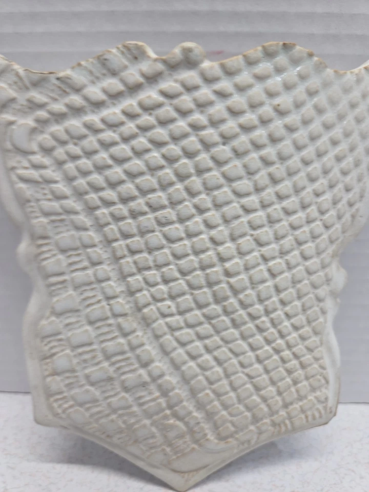 White Clay Studio Pottery Hanging Wall Pocket Planter 5" x 6.5" Signed by Artist - Image 3 of 4