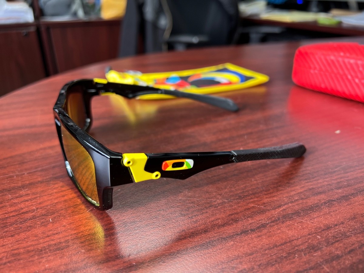 Valentino Rossi VR46 Signature Oakley Sunglasses | eBay