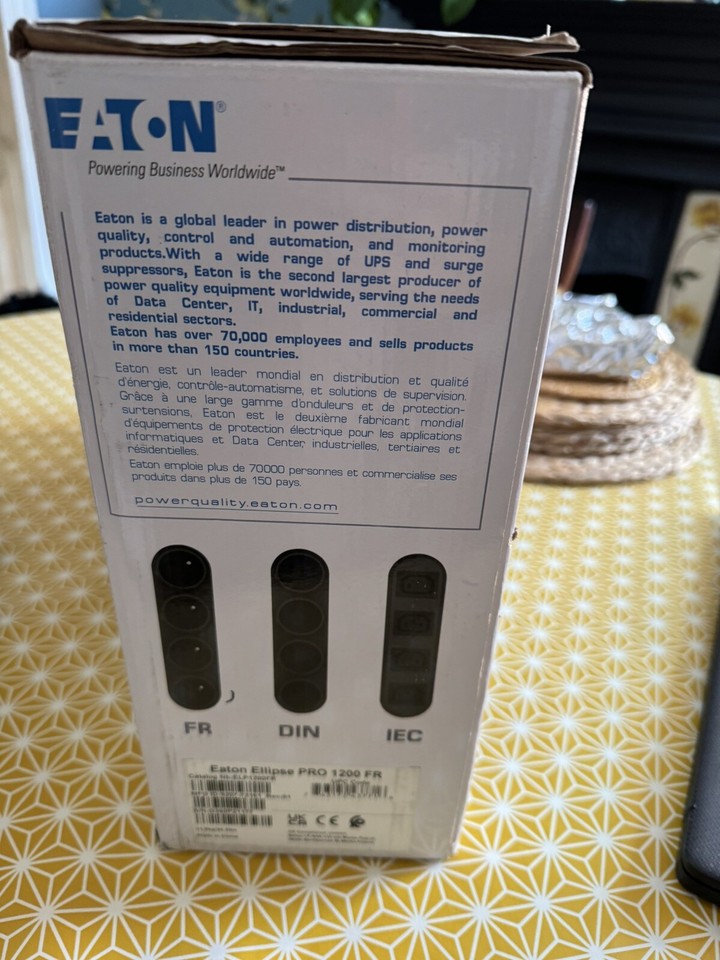 UPS Eaton Ellipse Pro 1200 IEC Line Interactive Uninterruptible Power