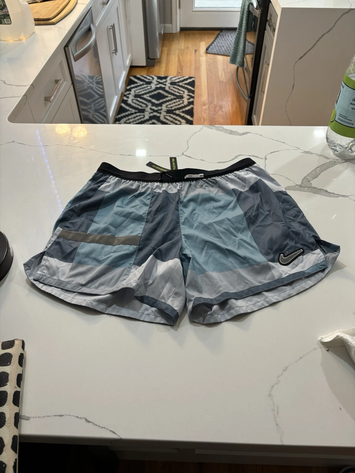 Pantaloncini da corsa Nike Uomo L Large FLEX” GRIGIO BLU WILD RUN Nuovi con etichette Cj5831 424