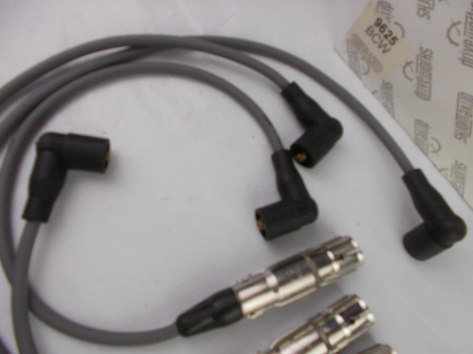 Juego de cables de bujía - Código de motor: AEG DriveWorks 9625 se adapta; Volkswagen Beetle Jetta Foto 4 de 4