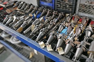 Lyndex-Nikken End Mill Holders, Huge Lot! - BT45