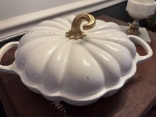 Le Creuset Figural Pumpkin Signature Braiser Casserole 28cm  MERINGUE White