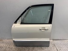Porte avant et accessoires Mitsubishi PAJERO