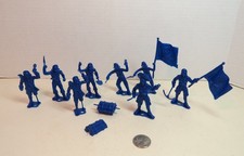 Vintage MPC Pirates Plastic Ringhand Figures  Accessories Lot  MINT 