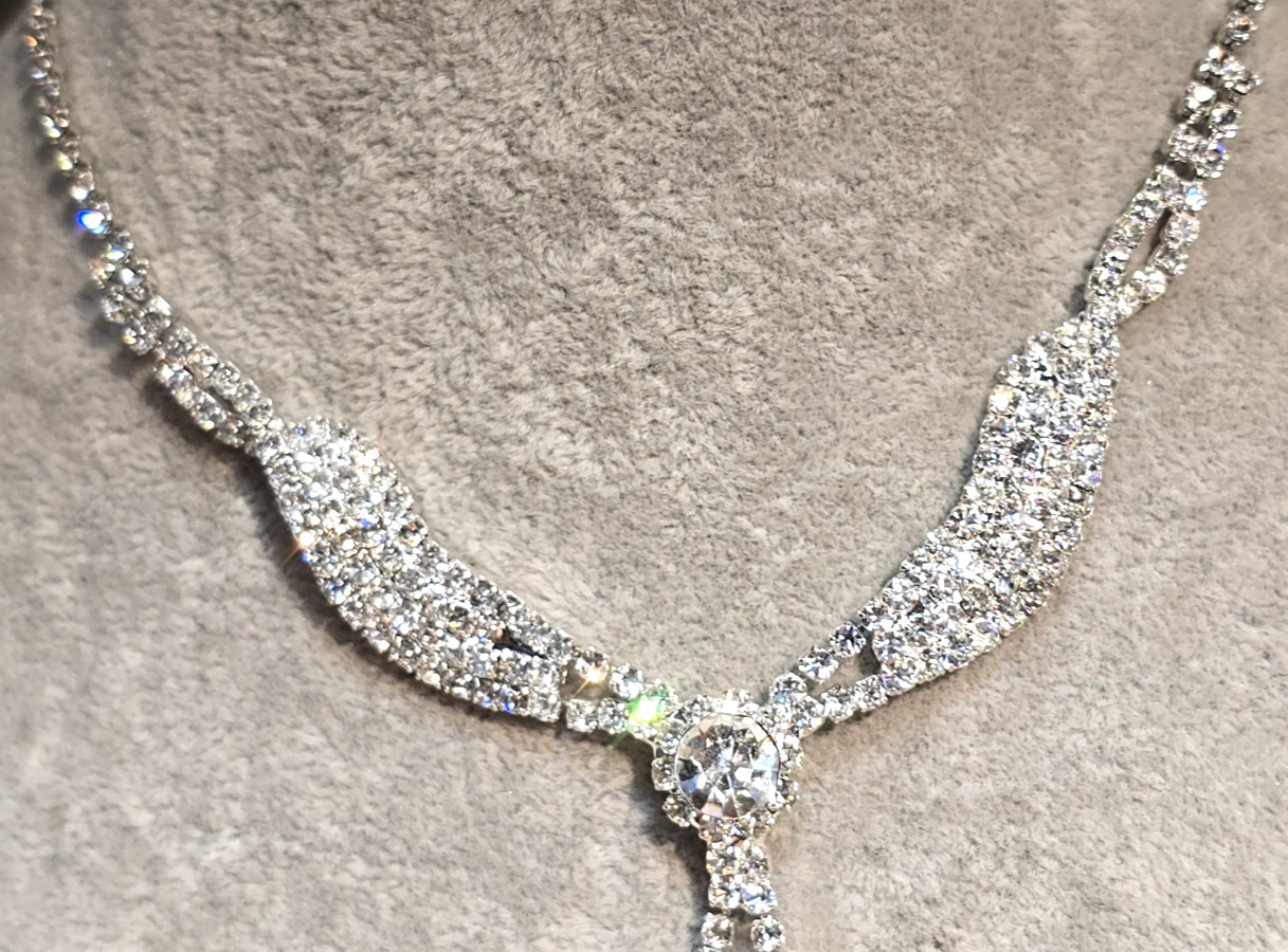 Silver Tone Formal Dramatic Rhinestone Necklace D… - image 2