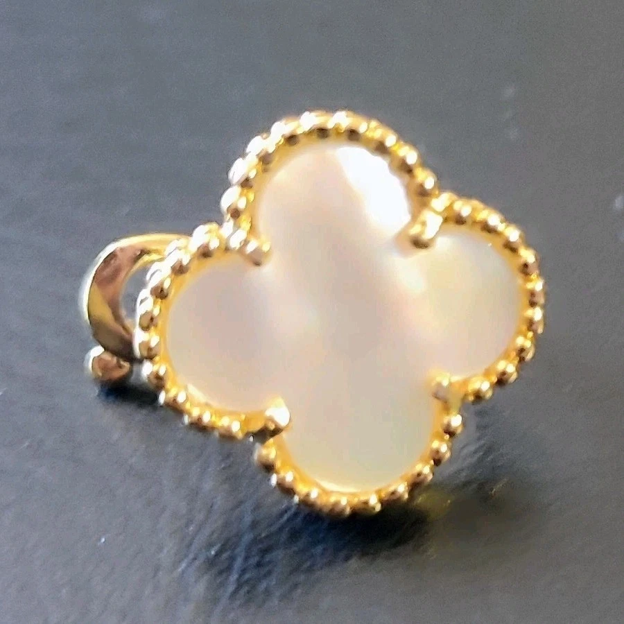 Van Cleef & Arpels Yellow Gold 18k Metal Purity Fine Jewelry for