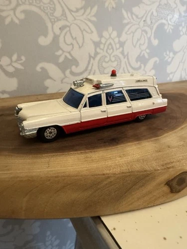 Vintage Dinky #288 Superior Cadillac Ambulance Rescuer Excellent Condition