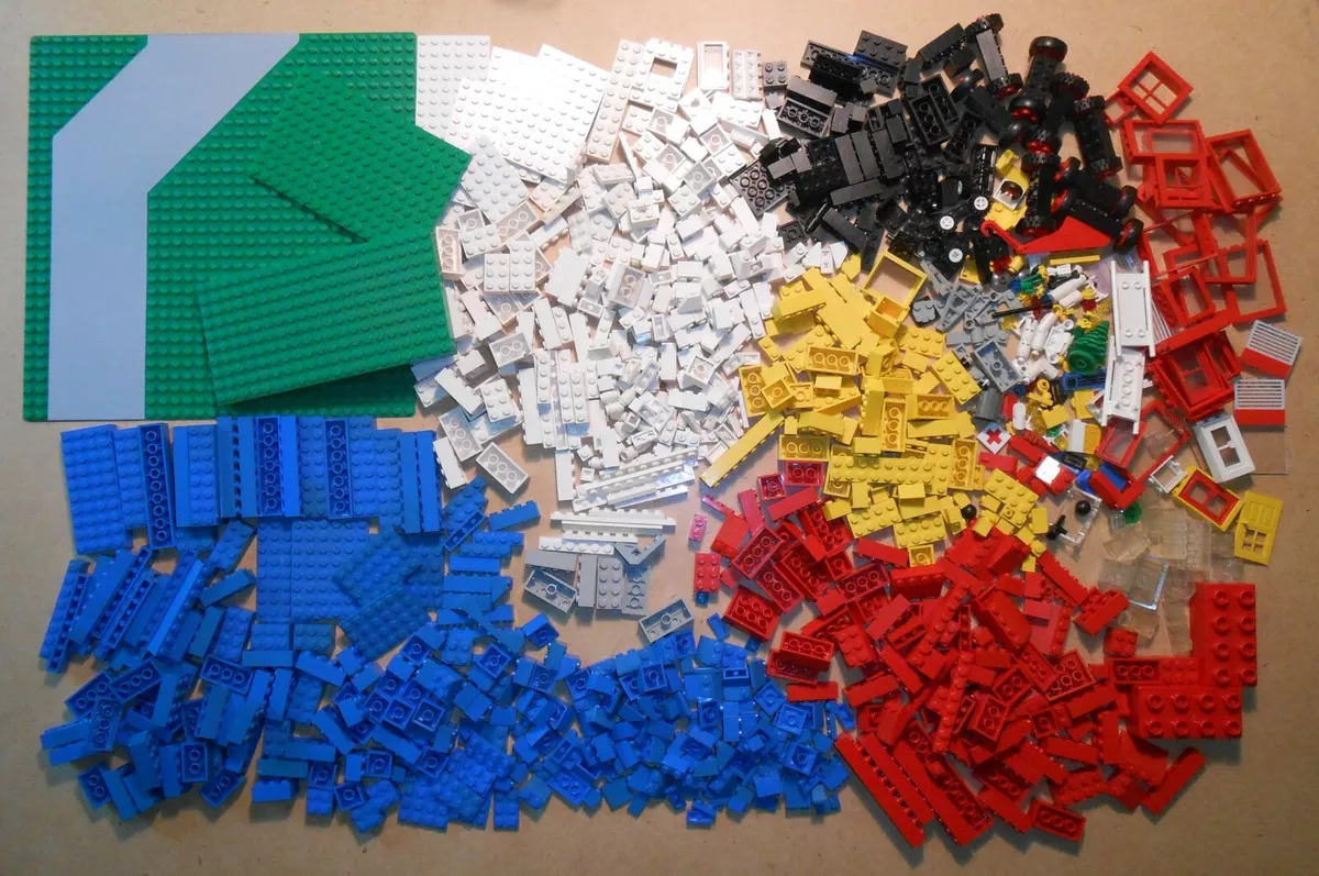 Lot of LEGOs Over 800 pieces People eBay