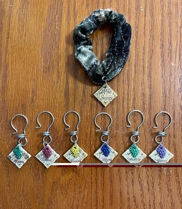 Wine Stones Charm & Drip Catcher Set