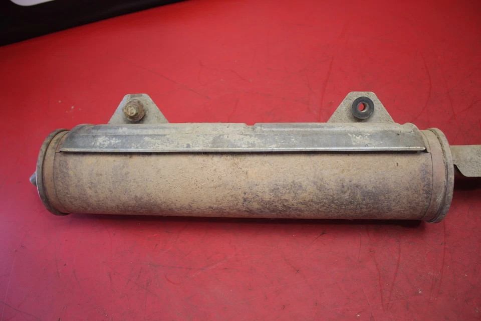 2006 YAMAHA BRUIN 350 SILENCIADOR DE TUBO DE ESCAPE 5UH-E4711-00-00 - Imagem 4 de 4