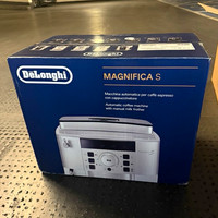 De'Longhi Magnifica S Bean-to-Cup Espresso Machine Silver 15 Bar 1450W