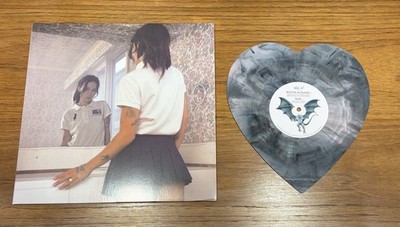 Mallrat 2026 Vertigo Vinyl ''Teeth / Eyelash / Heart Guitar'' RARE 7'' NEW *in hand