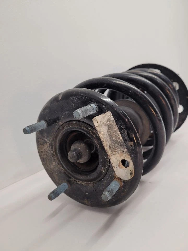 16-19 FORD EXPLORER LH Driver Strut Front AWD Without Turbo FB5Z18124D Foto 2 de 4