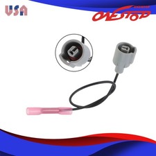 1x AC Compressor Wire Harness Plug Connection Device for 1996-1997 Toyota T100