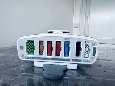 GE PATIENT DATA MODULE WITH NELLCOR OXIMAX SpO2 MONITORING MEDICAL UNIT