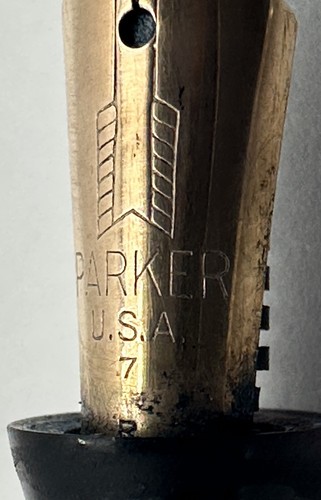 Pluma Estilográfica Parker Verde Esmeralda Perla Vacumatic Junior Rayas Laminado - Imagen 8 de 14