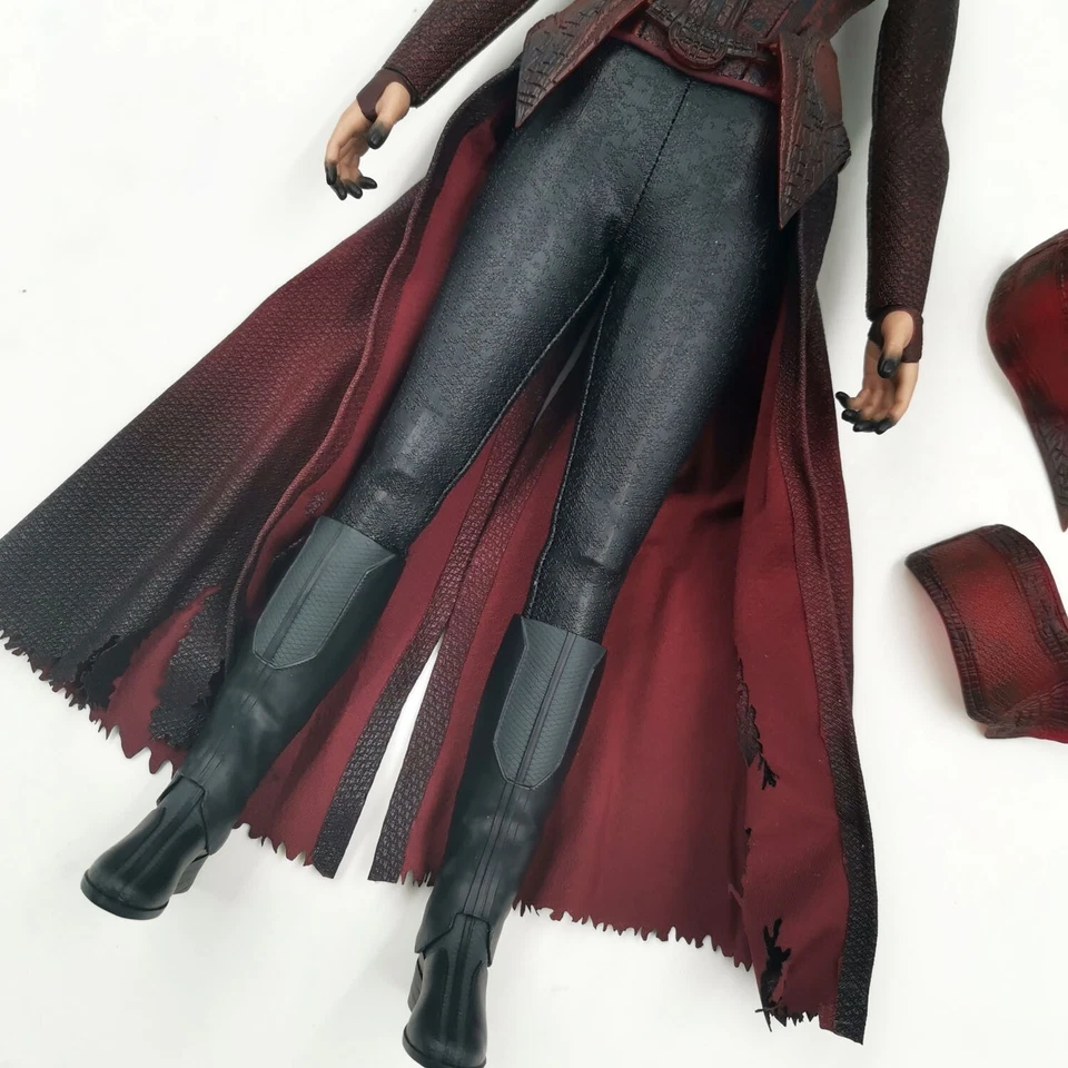 Boneco corporal 1/6 Hot Toys MMS652 HT Doutor Estranho Feiticeira Escarlate 5.0 acessórios - Imagem 2 de 2