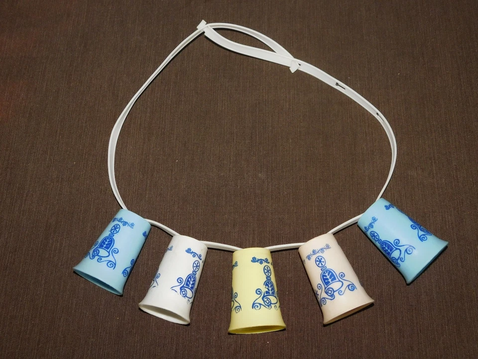 VINTAGE TOY GERBER BABY PLASTIC BELL CUPS - Image 3 of 4